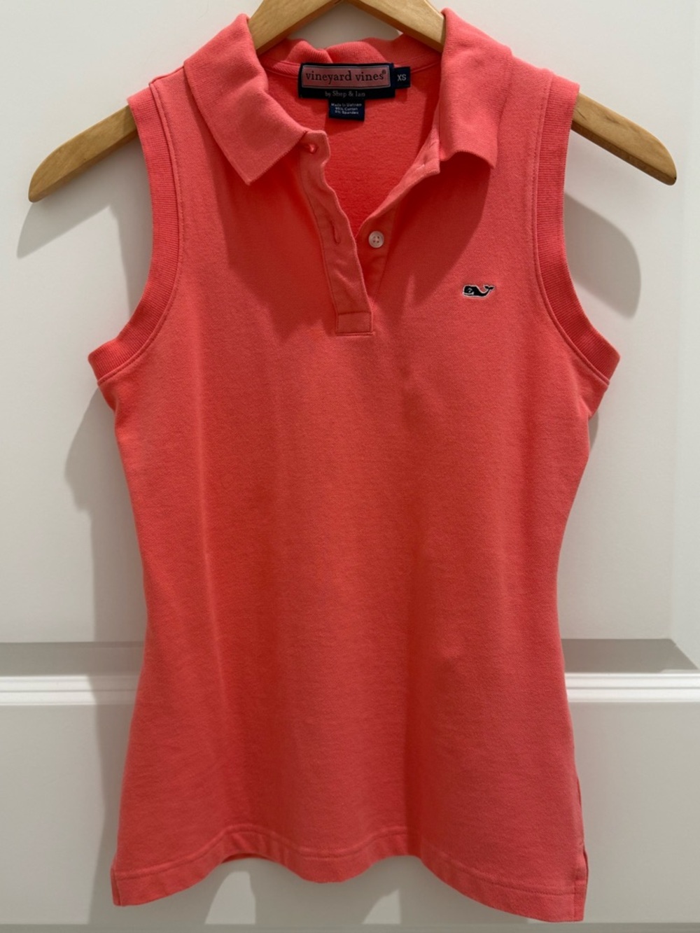 Vineyard Vines Women’s Sleeveless Polo Shirt -Coral